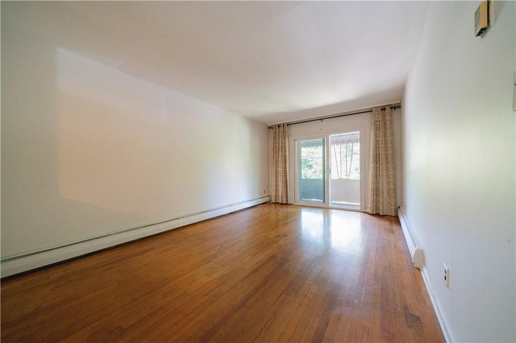 1 of 1 - 3141 New England Thruway, Bronx, NY