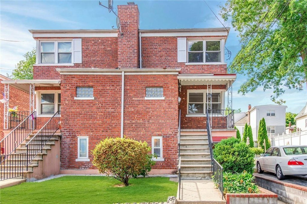 1 of 1 - 63 Laurel Place # Apt. 1, Yonkers, NY