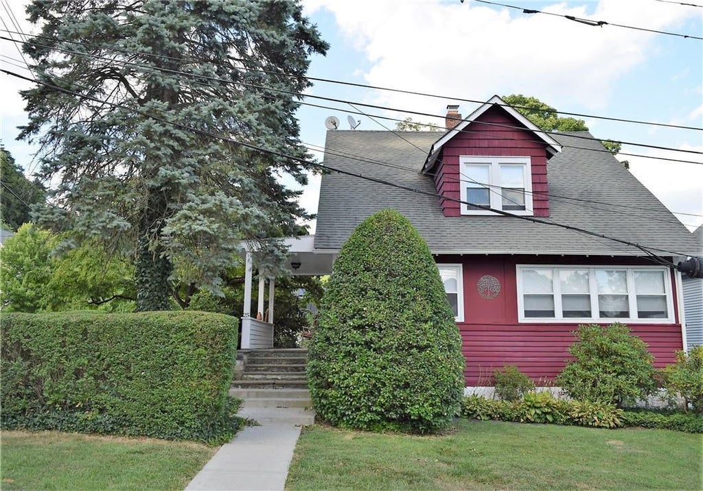1 of 1 - 25 Temple Place, Pleasantville, NY