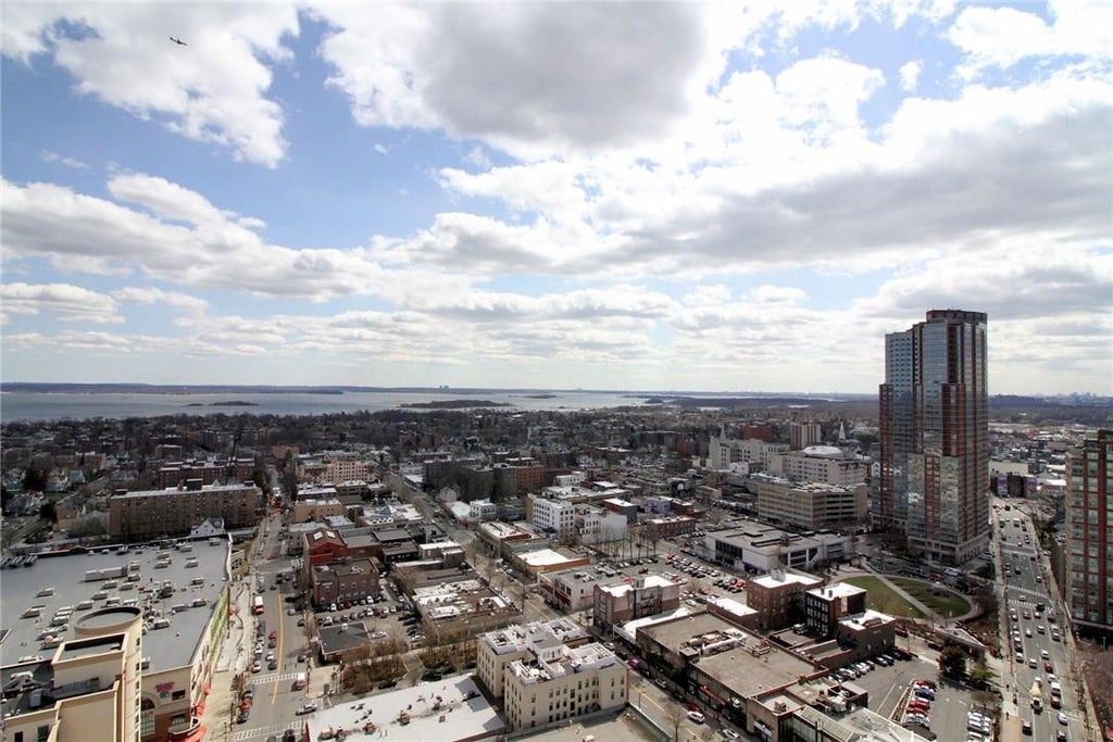 1 of 1 - 175 Huguenot St. # 3003, New Rochelle, NY