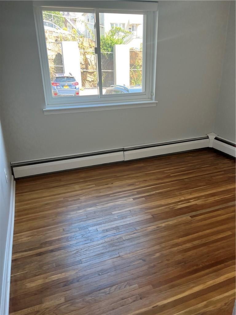 1 of 1 - 900 Midland Avenue # 1b, Yonkers, NY