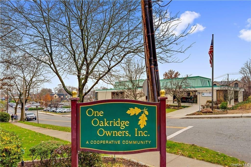 1 of 1 - 1 Oakridge Place # 2b, Eastchester, NY