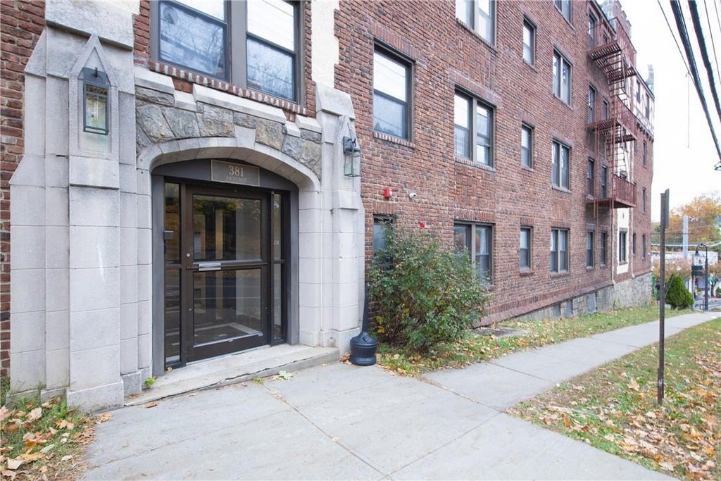 1 of 1 - 381 Broadway # 2h, Dobbs Ferry, NY