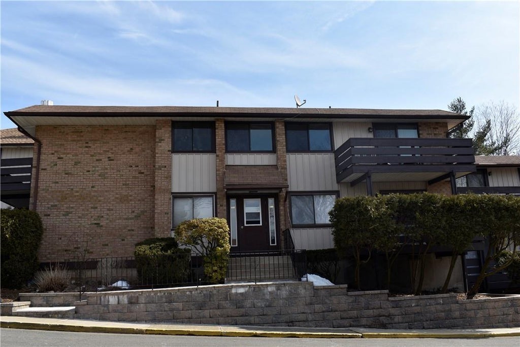 1 of 1 - 140 Sierra Vista Lane, Valley Cottage, NY