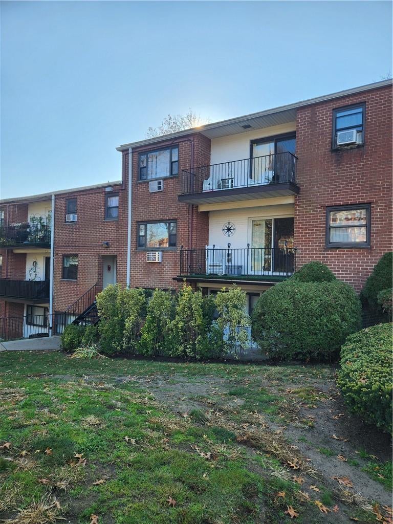 1 of 1 - 26 Fieldstone Drive # 1a, Hartsdale, NY