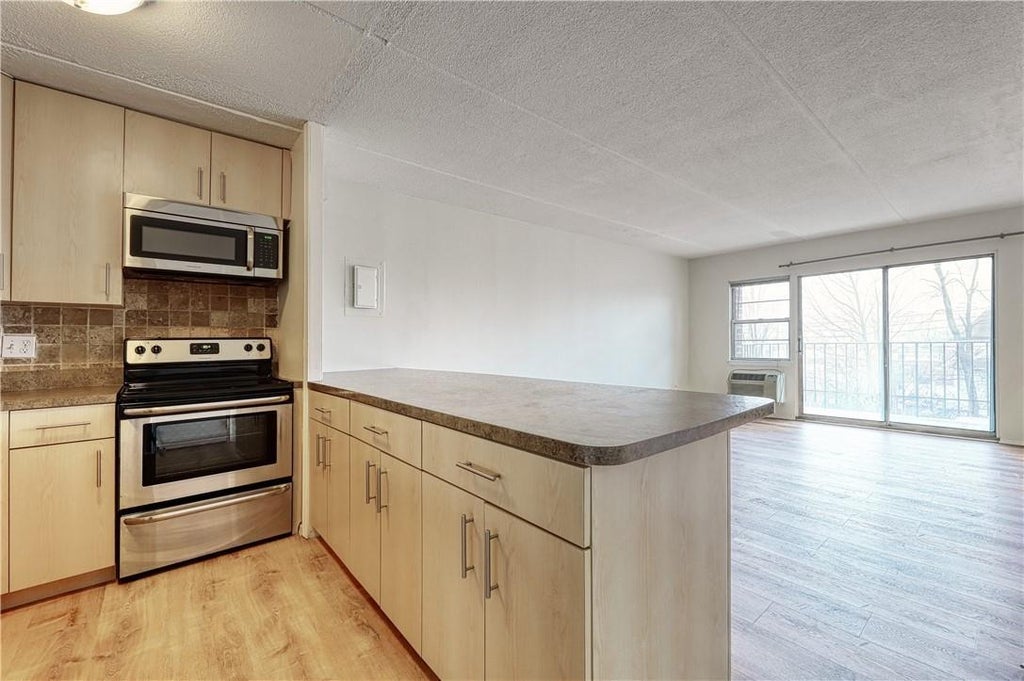 1 of 1 - 35 Park Avenue # 1c, Suffern, NY
