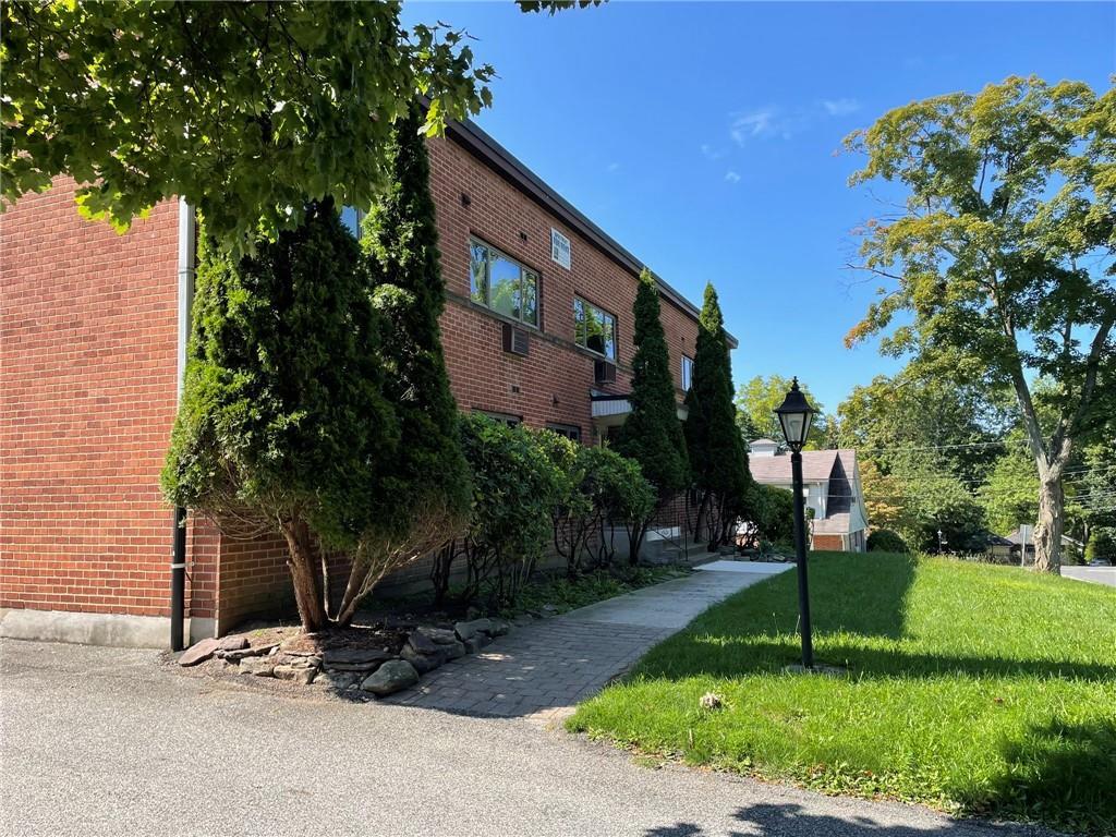 1 of 1 - 40 Middletown Road 4, Pearl River, NY