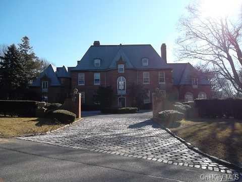 1 of 1 - 10 Auserehl Court, Huntington, NY