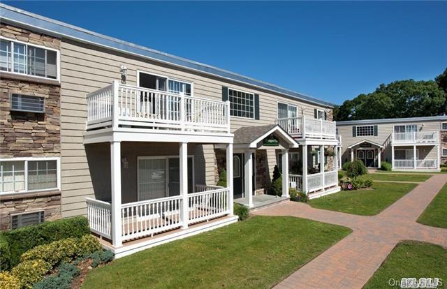 1 of 1 - 125 Magaw Place # A16, West Babylon, NY