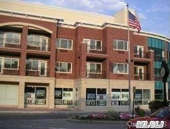 1 of 1 - 130 Post Avenue # 301, Westbury, NY