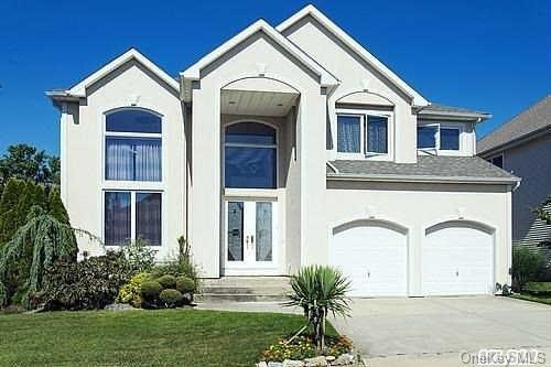 1 of 1 - 24 Crescent Cove Circle, Seaford, NY