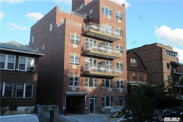 1 of 1 - 40-45 68 St. # 4a, Woodside, NY