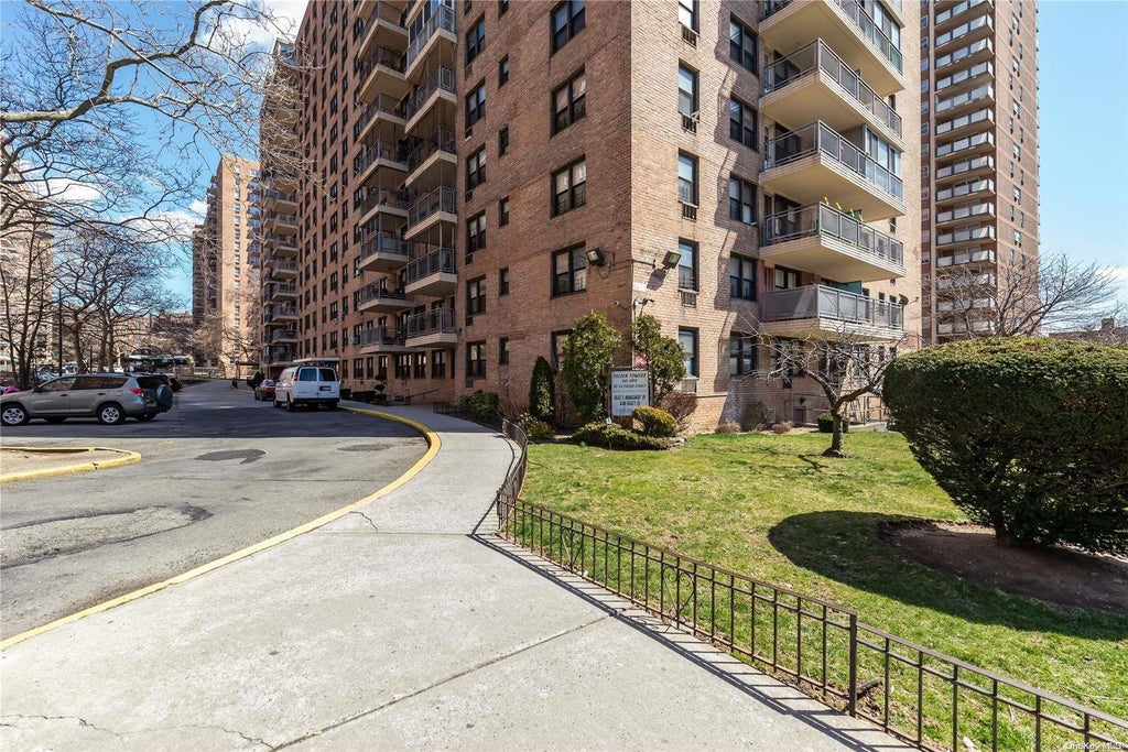 1 of 1 - Undisclosed, Flushing, NY