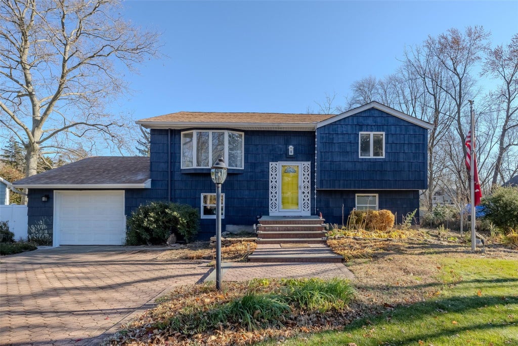 1 of 1 - 30 Kenneth Avenue, Huntington, NY
