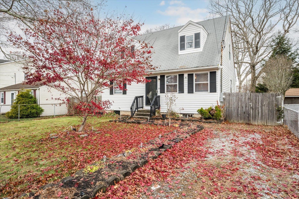 1 of 1 - 101 Robinwood Robinwood Drive, Mastic Beach, NY