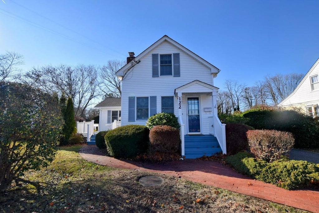 1 of 1 - 122 Macon Avenue, Sayville, NY