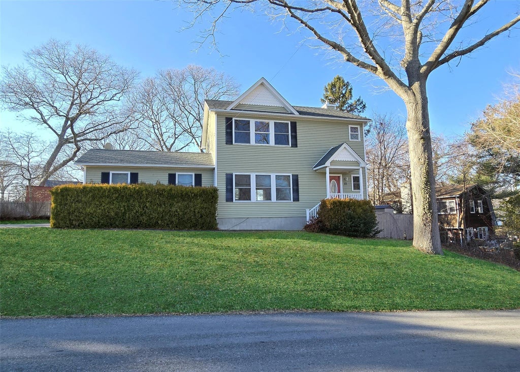 1 of 1 - 12 Glen Drive, Sound Beach, NY