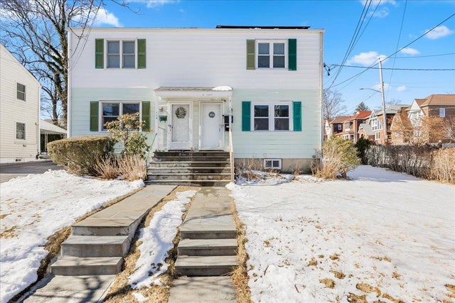 106 Clinton Avenue, New Rochelle