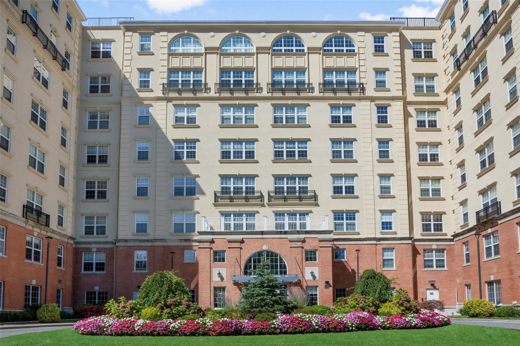 1 of 1 - 10 Byron Place # 606, Larchmont, NY