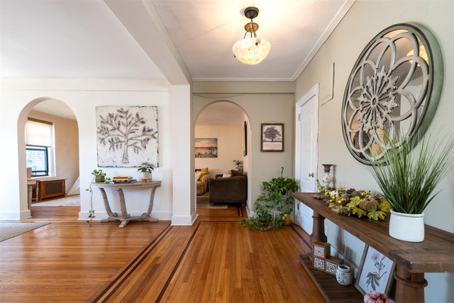 100 Pelham Road # 4d, New Rochelle