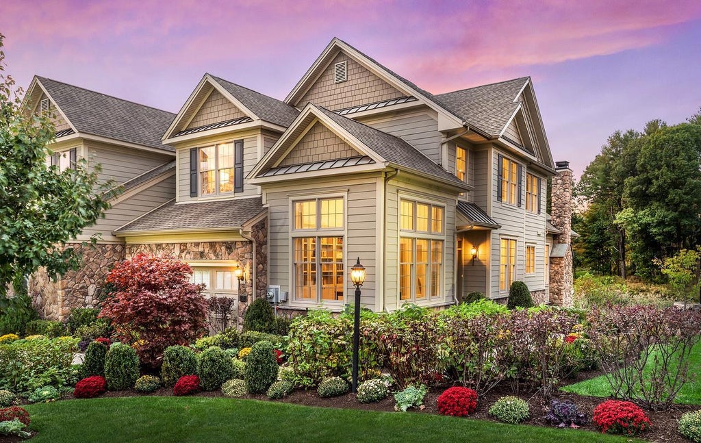 2 Goldman Court, Cortlandt Manor