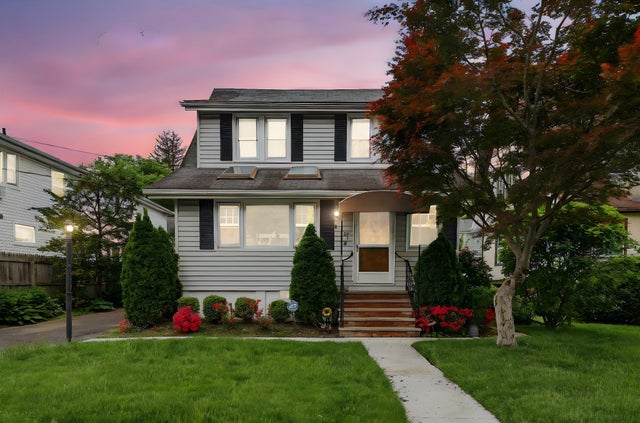 42 Longview Avenue, White Plains