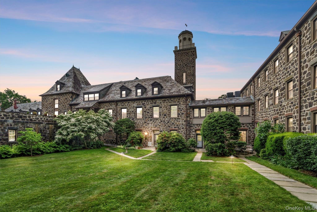 341 Furnace Dock Road # 30, Cortlandt Manor