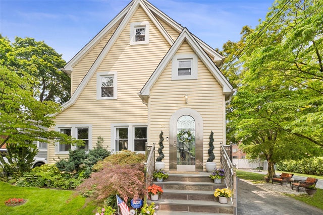 50 Askins Place, New Rochelle