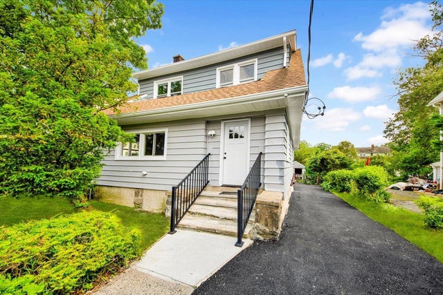 128 Mayflower Avenue, New Rochelle