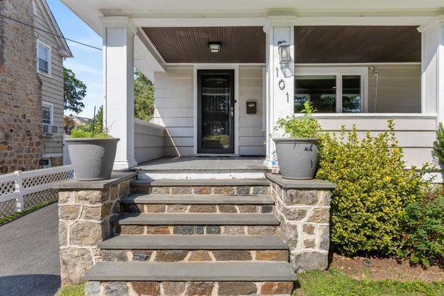 101 Lispenard Avenue, New Rochelle