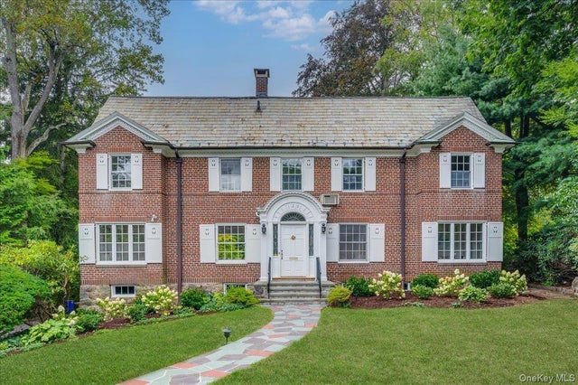 120 Lyncroft Road, New Rochelle