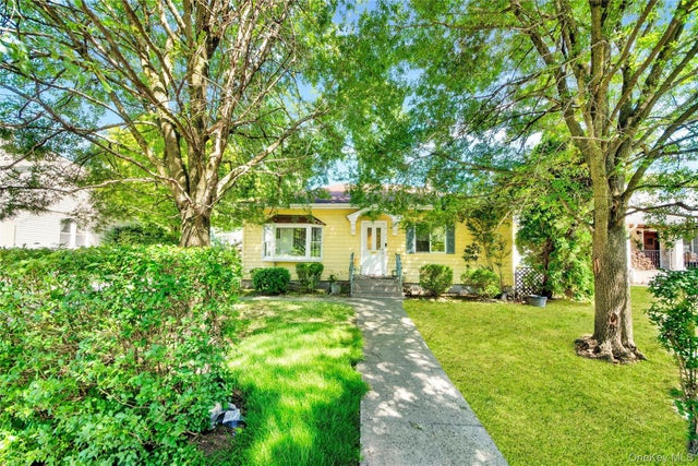 24 Gedney Terrace, White Plains