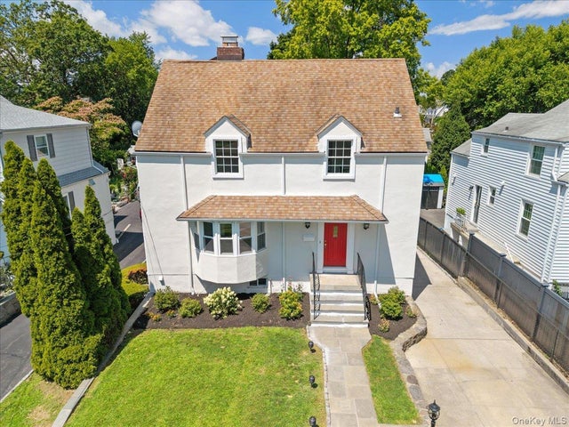 13 Cauldwell Street, Eastchester