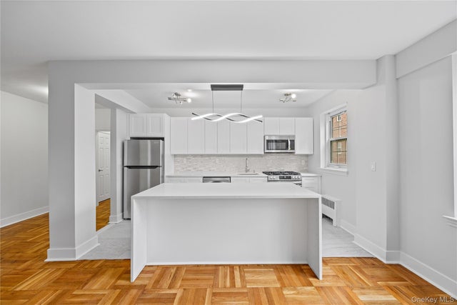 220 Pelham Road # 1k, New Rochelle