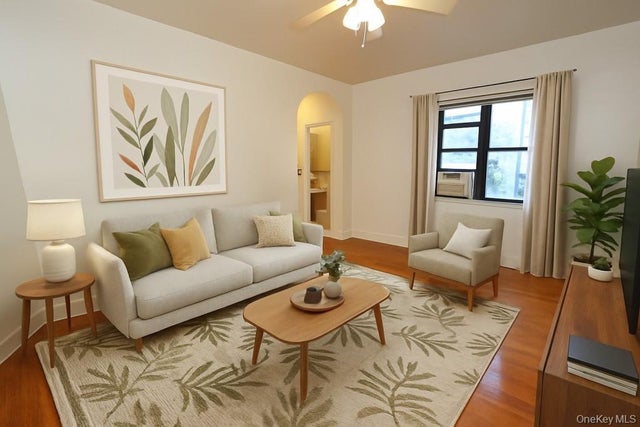 120 Stonelea Place # 3m, New Rochelle