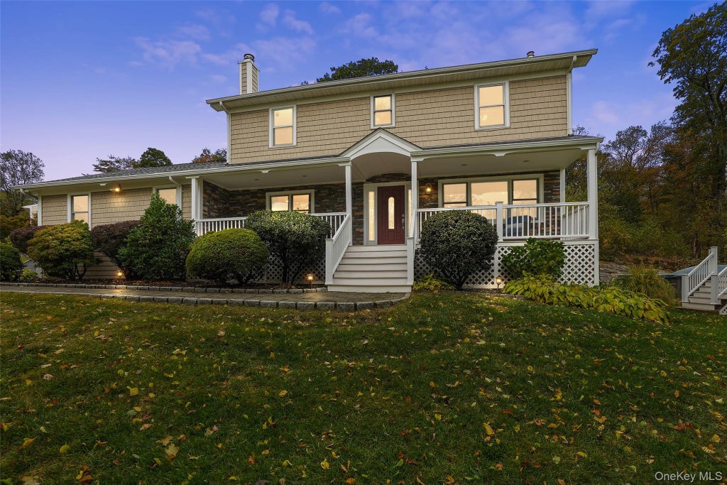 4 Wayacross Road, Mahopac