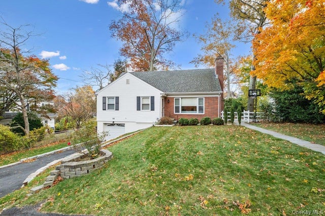 35 Kass Road, White Plains