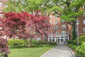 1 of 1 - 949 Palmer Road 5n, Bronxville, NY