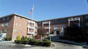 1 of 1 - 838 Pelhamdale # 2-l, New Rochelle, NY