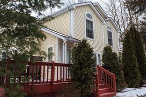 1 of 1 - 31 Pembrooke Court, Putnam Valley, NY