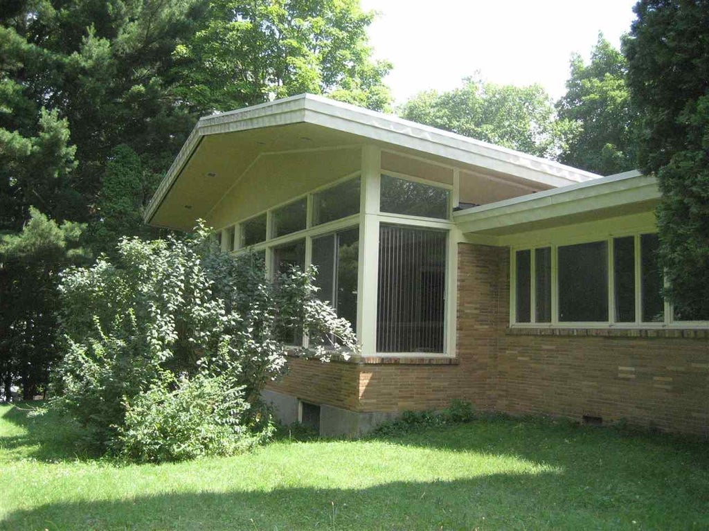 1 of 1 - 22 Krieger Boulevard, Woodridge, NY