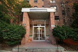 1 of 1 - 270 Broadway # 5c, Yonkers, NY
