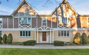1 of 1 - 90 Bon Aire Circle # T6, Suffern, NY