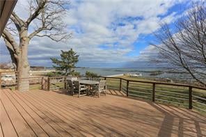 1 of 1 - 1066 Seahaven Drive, Mamaroneck, NY