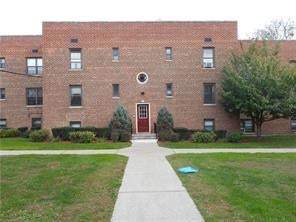 1 of 1 - 216 Richbell Road B2, Mamaroneck, NY