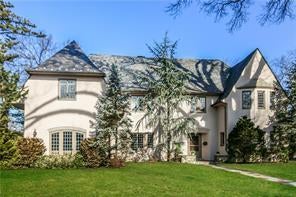 1 of 1 - 3 Chedworth Road, Scarsdale, NY
