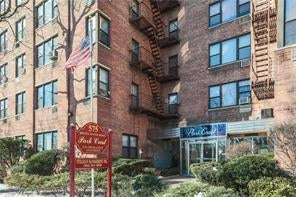 1 of 1 - 575 Bronx River Road 3d, Yonkers, NY