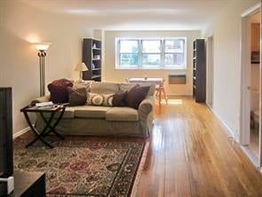 1 of 1 - 370 Westchester Avenue # 4u, Port Chester, NY