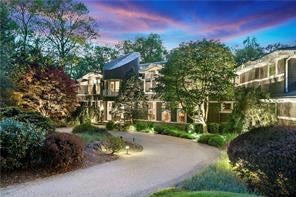 1 of 1 - 4 Hallock Place, Armonk, NY