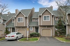 1 of 1 - 25 Eagle Ridge Way, Nanuet, NY